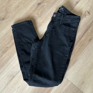 Old Navy rockstar mid rise size 12 black skinny